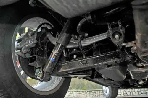 空气悬挂使用年限揭秘减震原理