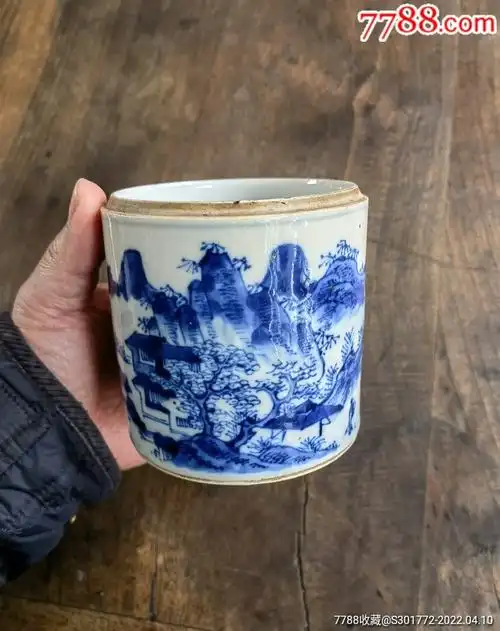 清代乾隆青花通景山水笔筒_价格2750元【罗密欧与猪过夜】_第1张