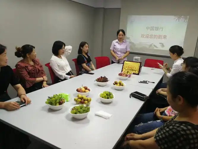 乔司支行开展保险沙龙