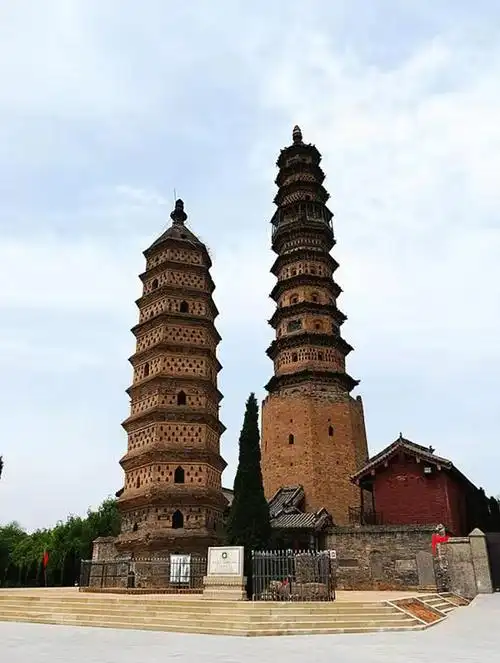 旅游行(秋季)精品景点线路推介   地址:山西省晋城市阳城县北留镇大桥