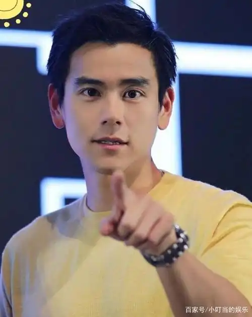 彭于晏带违规水果过海关被罚,锅我背钱从你工资里扣,你怎么看?