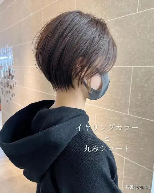 2020年流行发型女短发圆脸图片女短发2020流行短发圆脸