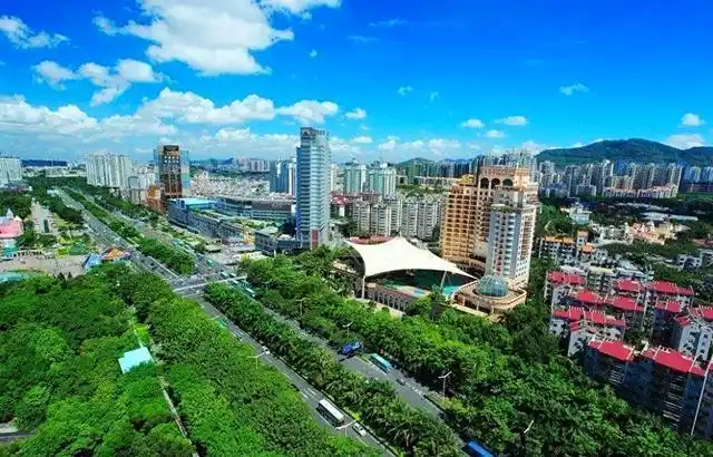 中国"最吸引"年轻人的城市,gdp居国内前5,被赞创客之城