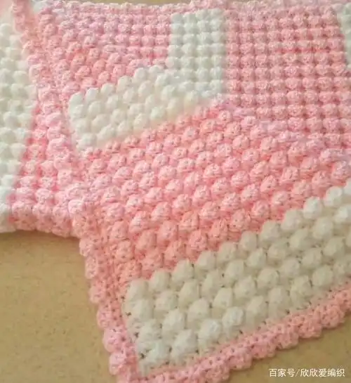 舒适又实用!多款漂亮的婴儿毛线毯子,会编织的妈妈了不起