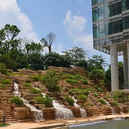 广州汇悦台叠水景观