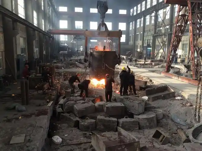 看大型铸钢件厂家是如何预防滑动水口的浇注故障