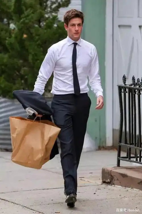 karlie kloss的豪门之路真不容易啊!