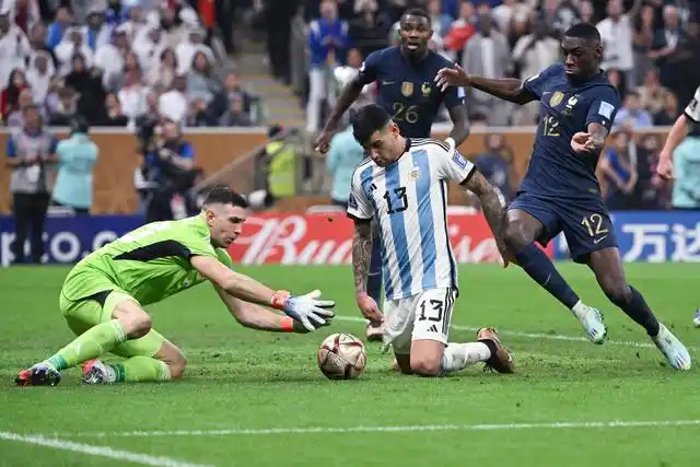 电(记者赵建通,王浩宇,肖世尧)18日,阿根廷队通过点球大战击败法国队