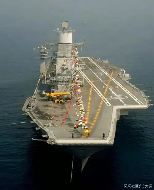 图片新闻印度海军超日王号航空母舰