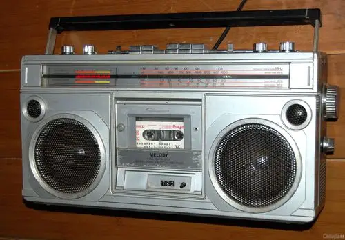 单卡四喇叭录音机,130包快