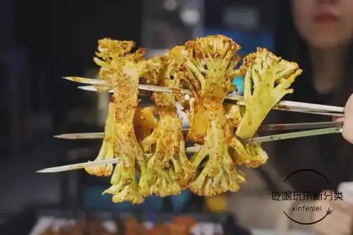 这家哈尔滨人私藏的烧烤店,闭着眼睛点都好吃!