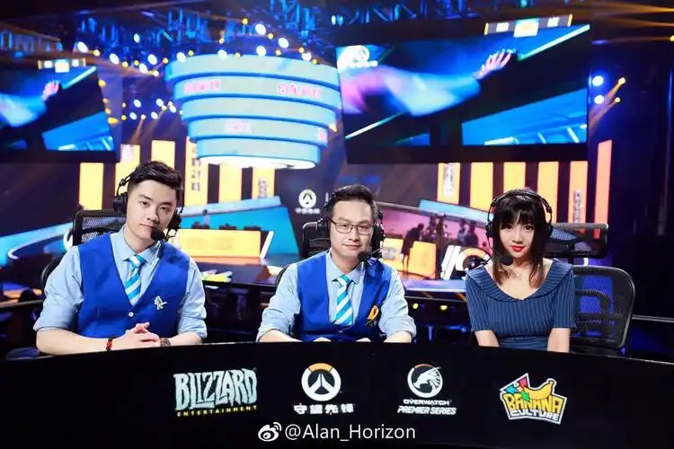 我刚毕业从事电竞你呢电竞解说新人也好君