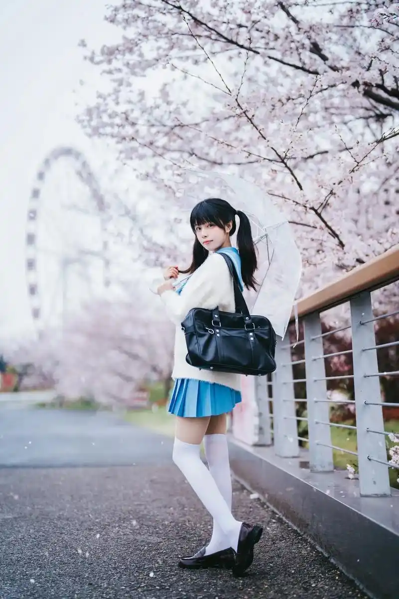 喜欢白丝双马尾妹妹吗?樱花jk制服写真.97:三无人形 91 - 抖音