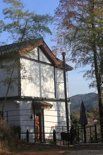 莫干山脚下的民国小镇庾村