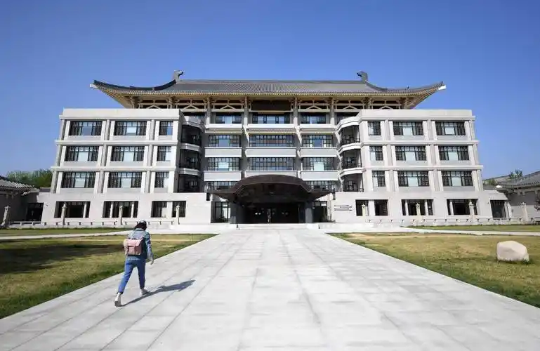 当美丽邂逅书香北京大学图书馆