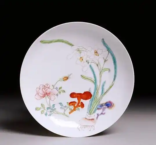 雍正时期粉彩艺术的发展-娟秀纤丽,品味高雅_花鸟_瓷器_因为