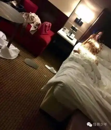 王宝强离婚各路爆料真实鉴定包养3p车祸到亲子鉴定还要闹多久