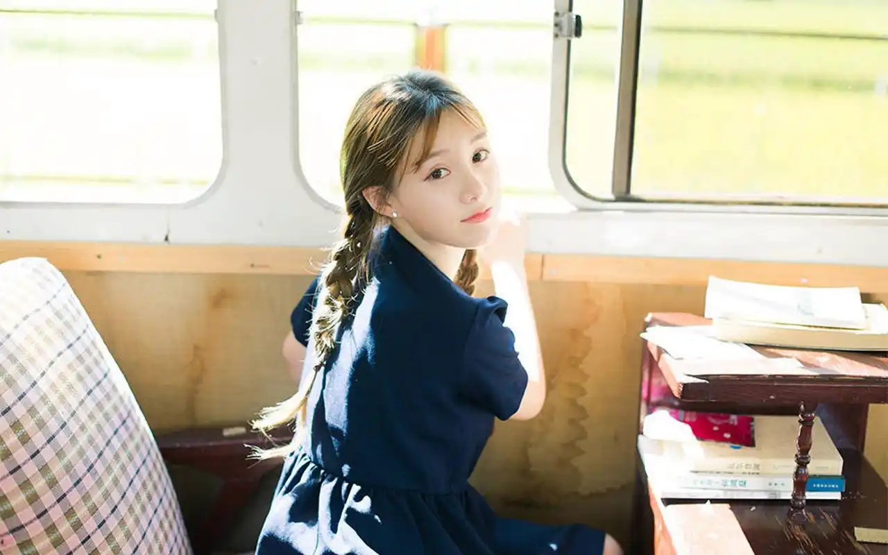 可爱双马尾女孩日系甜美写真桌面壁纸(二)