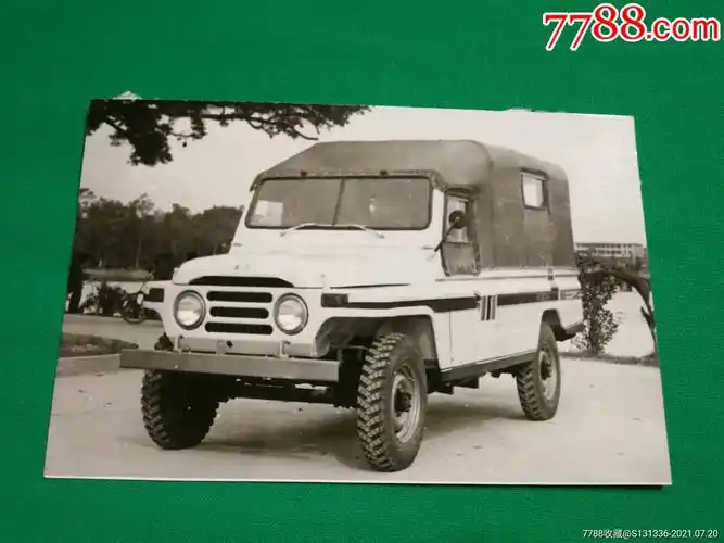 八十年代吉普车