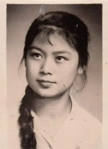 我们奶奶年轻时照片和她们那个时代的宣传画_高清图集_新浪网