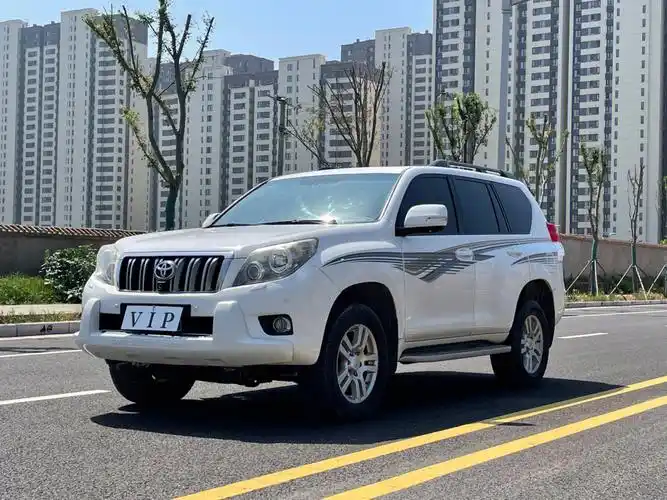 10年丰田普拉多中规4.0霸道vx.l,指导价63.8那一款