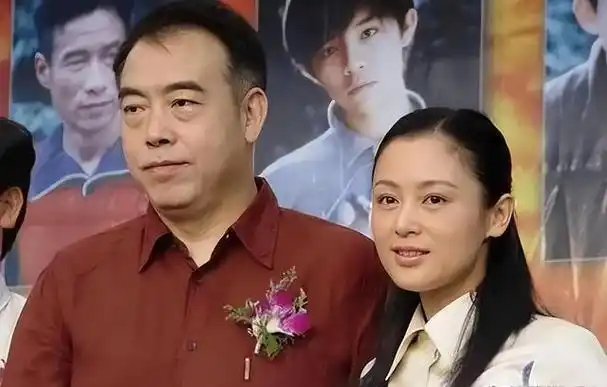 她被称为"大陆第一美人",两大名导为其着迷,今55岁活得像25岁