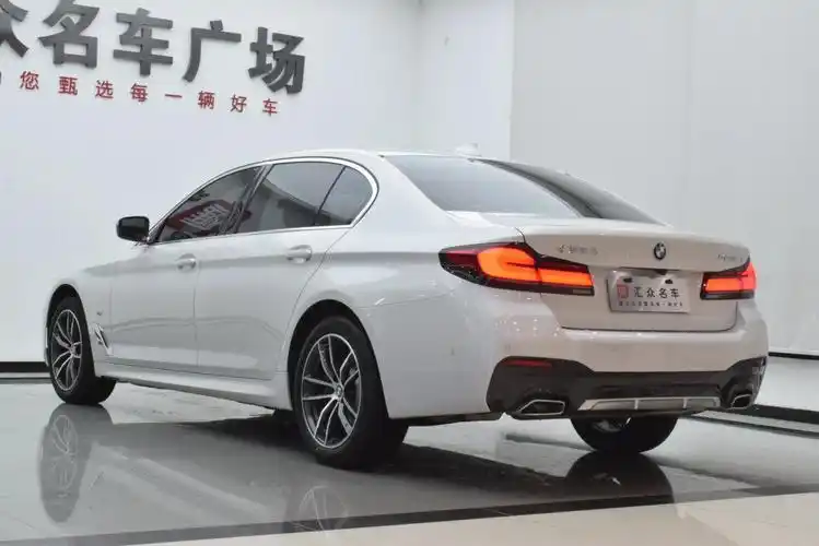 23年的五系来啦宝马5系2022款改款二525lim运动套装