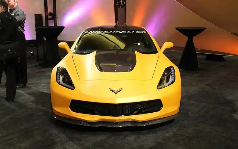 时尚豪车电脑壁纸_时尚酷炫的豪车