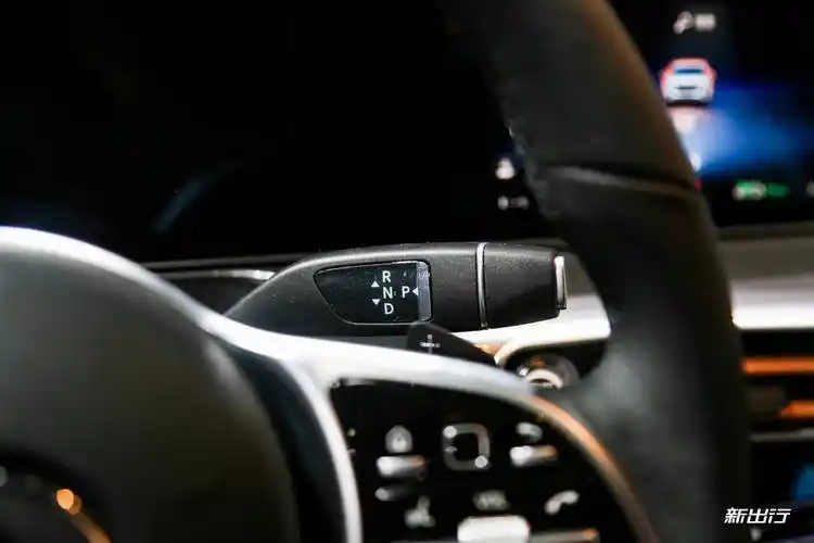 成都车展开启预定实拍国产奔驰eqc创世代1886限量版