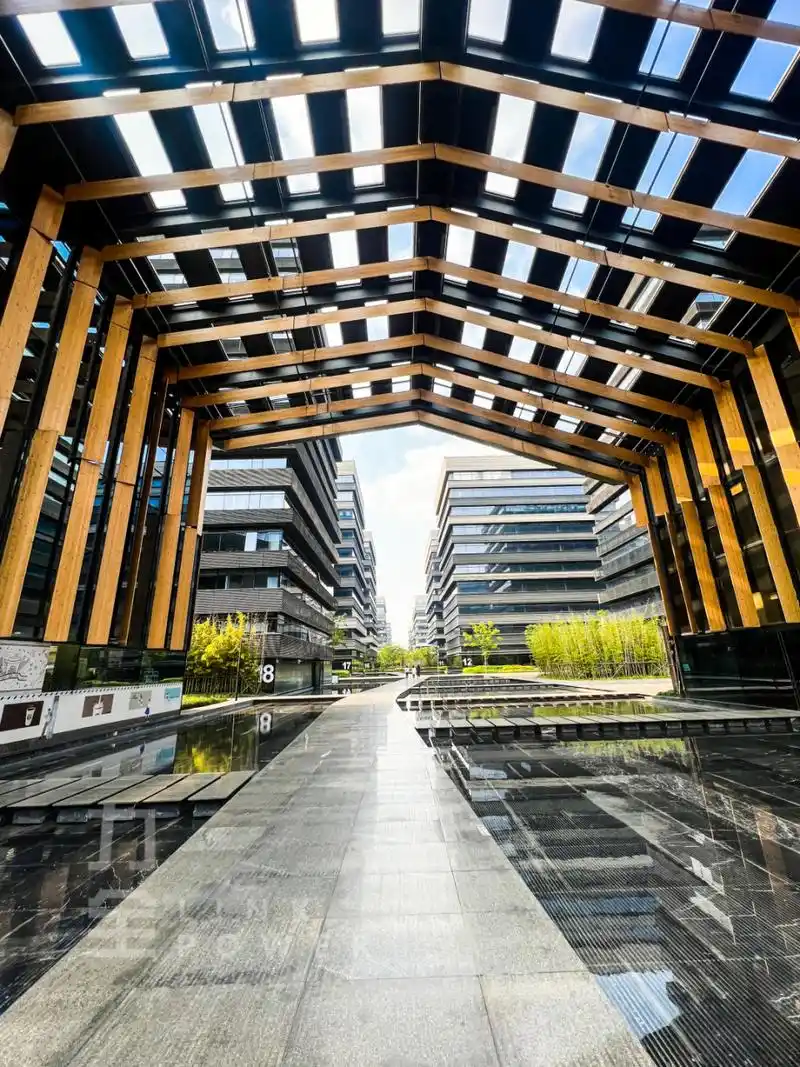 96上海虹桥商务区-虹桥国际会展中心来咯!