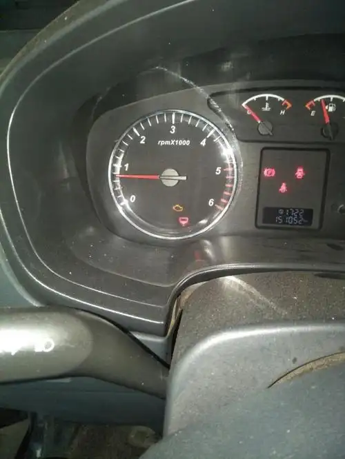 长城风骏油水分离器灯怎么消