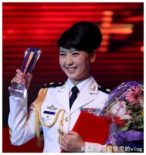 曾在"文工团"任过团长的10位明星,看看你最喜欢哪一位?