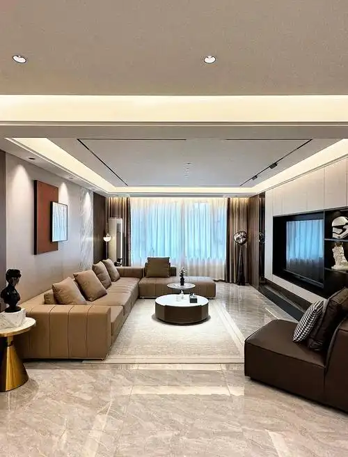 看完后惊讶地说:"同样是90平的房子,为什么你的装修这么优秀?