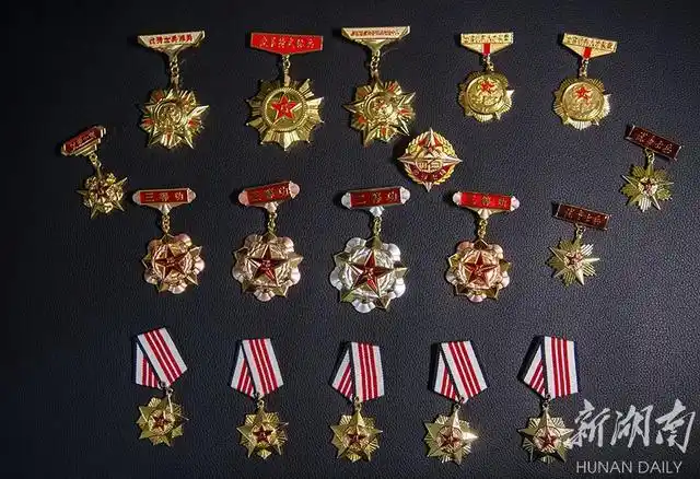 7月22日,战略支援部队某大队,高玉华的荣誉勋章.