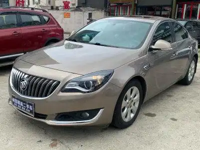 君威图片 别克 2.0l 领先时尚型