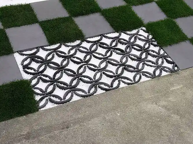 无论将瓦片用在墙上装饰,地面铺装,各种造型还是收边,它都能化腐朽为