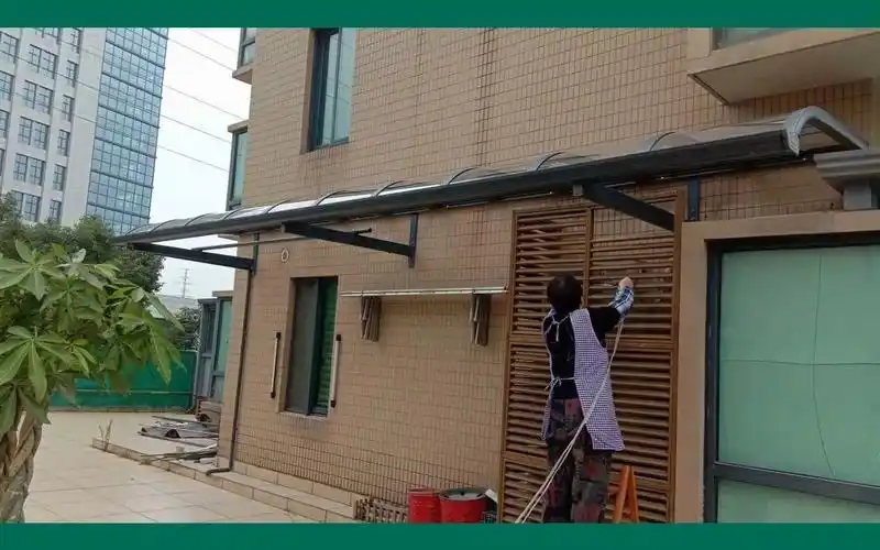 别墅大门防雨棚效果图