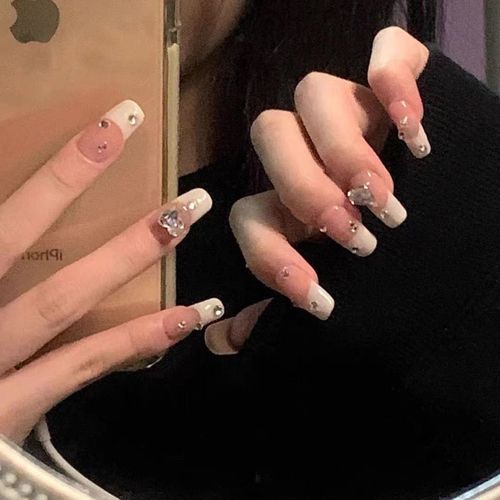 手工定制穿戴甲法式水钻爱心美甲新娘甲网红流行款随时穿戴可拆卸