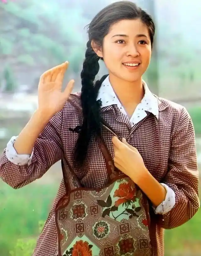 明星怀旧系列图片壁纸～倪萍