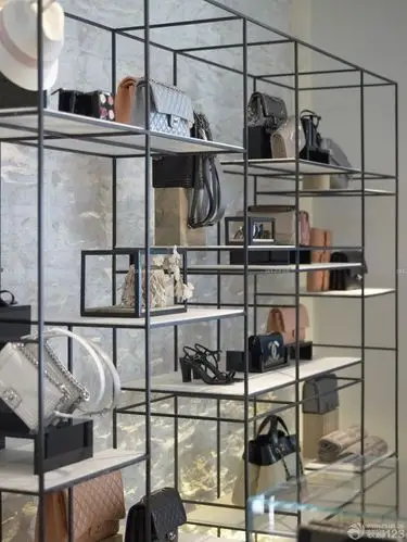 服装店展示架装修效果图片