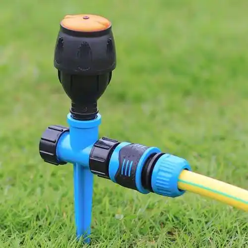 [喷头批发]地插式草坪洒水器360度喷水器喷头自动旋转浇水绿化喷灌