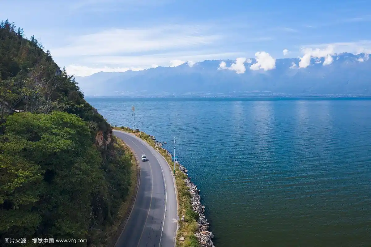 中国云南大理白族自治州洱海环海路景观