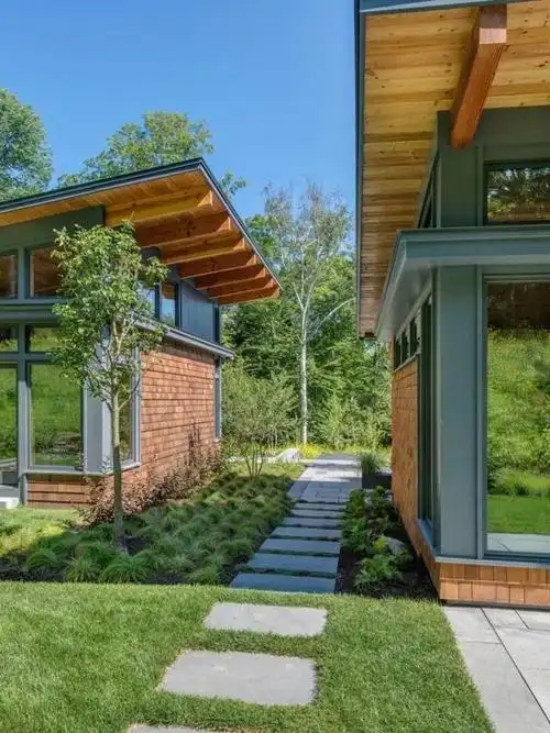 美国·佛蒙特州-绿意围绕,隐藏在山谷中的绿山度假别墅设计