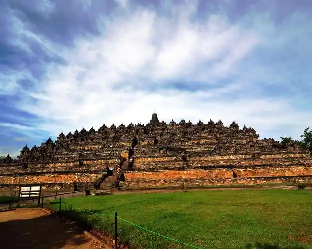 下载壁纸 1280x1024 印尼世界遗产,日惹 桌面背景