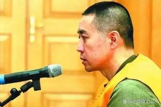 北京黑老大加代,和赌王何鸿燊掰手腕,被赌王打立正都被收拾哭了