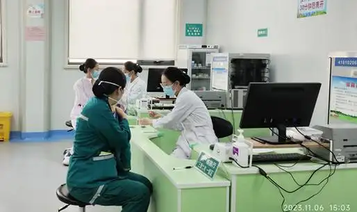 接种流感疫苗 筑牢医护防线 为职工撑起健康「保护伞」