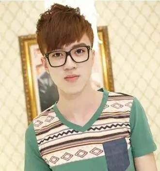 个性帅气的男生纹理烫发型图片