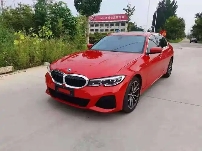 新到20年6宝马325li,夜景仪表,全景天窗,稀有红色图片