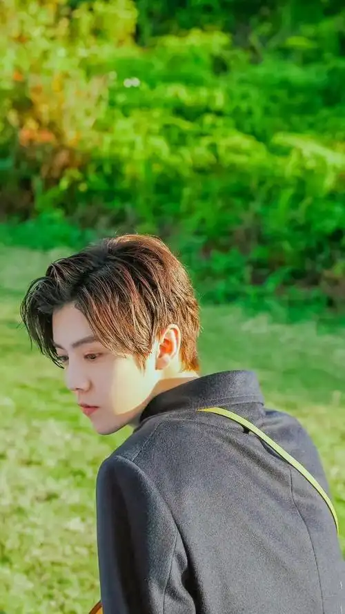 鹿晗头像壁纸背景谁没有喜欢过鹿晗呢