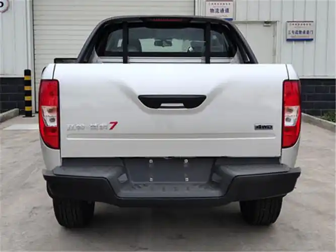 搭载2.0l柴油发动机 江铃域虎5,域虎7工信部过审